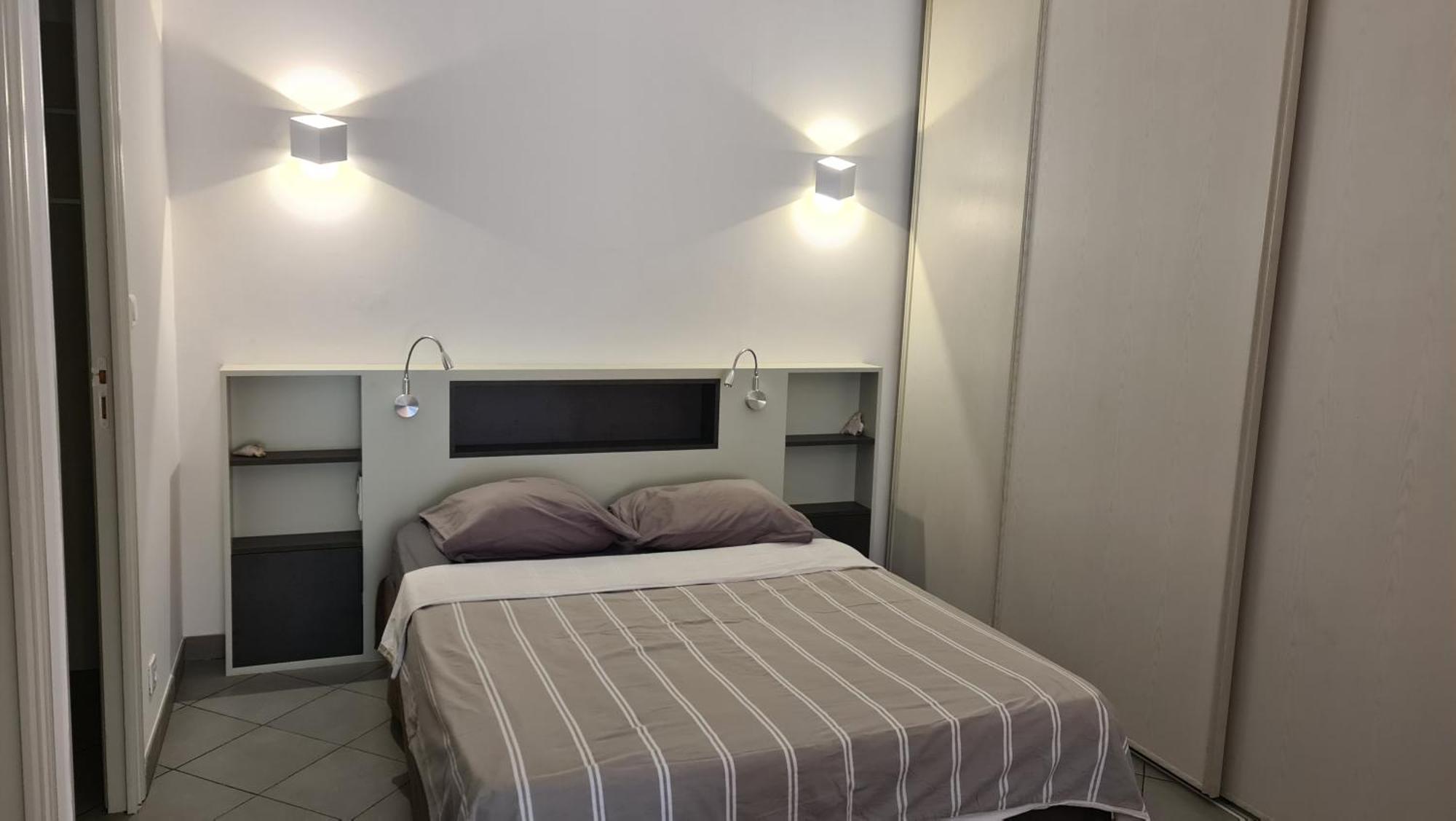 Grand Studio-Loft-Grand Parking-Climatise-Proche Centre 阿雅克肖 外观 照片